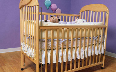刚出生的宝宝的睡床有什么风水讲究？