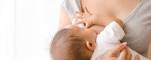新生儿母乳喂养的正确姿势