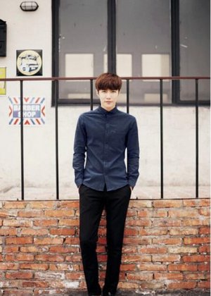 韩版男装修身长袖衬衫