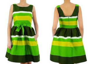墨绿色裙装