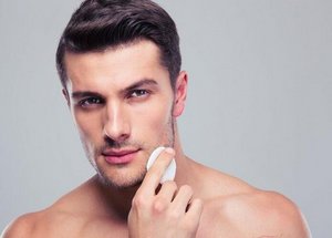 夏季男士护肤的最佳方法令皮肤光泽更帅气
