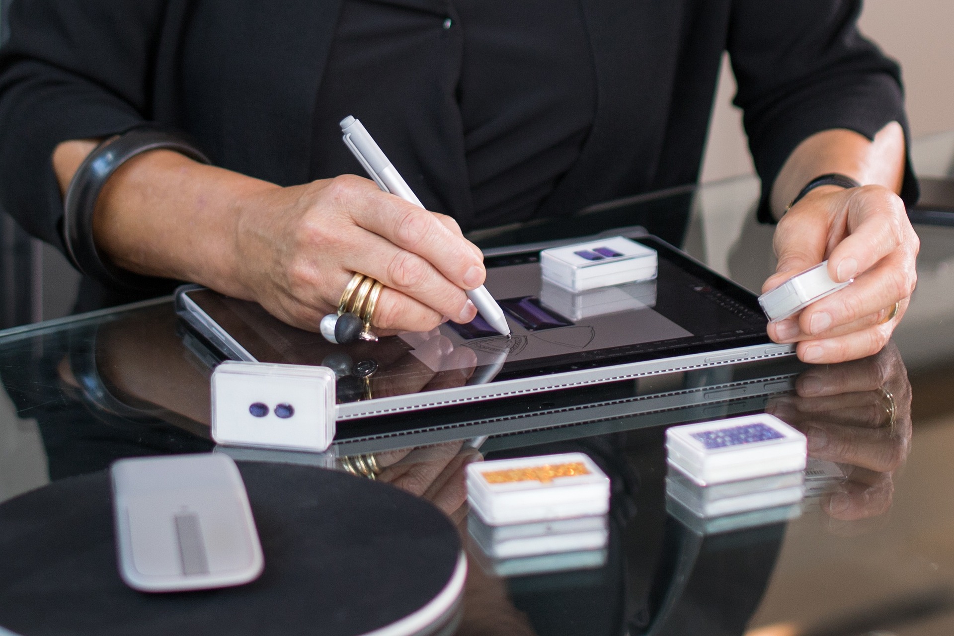 深圳华强北电子元器件B2B采购平台：一站式连接全球供应链